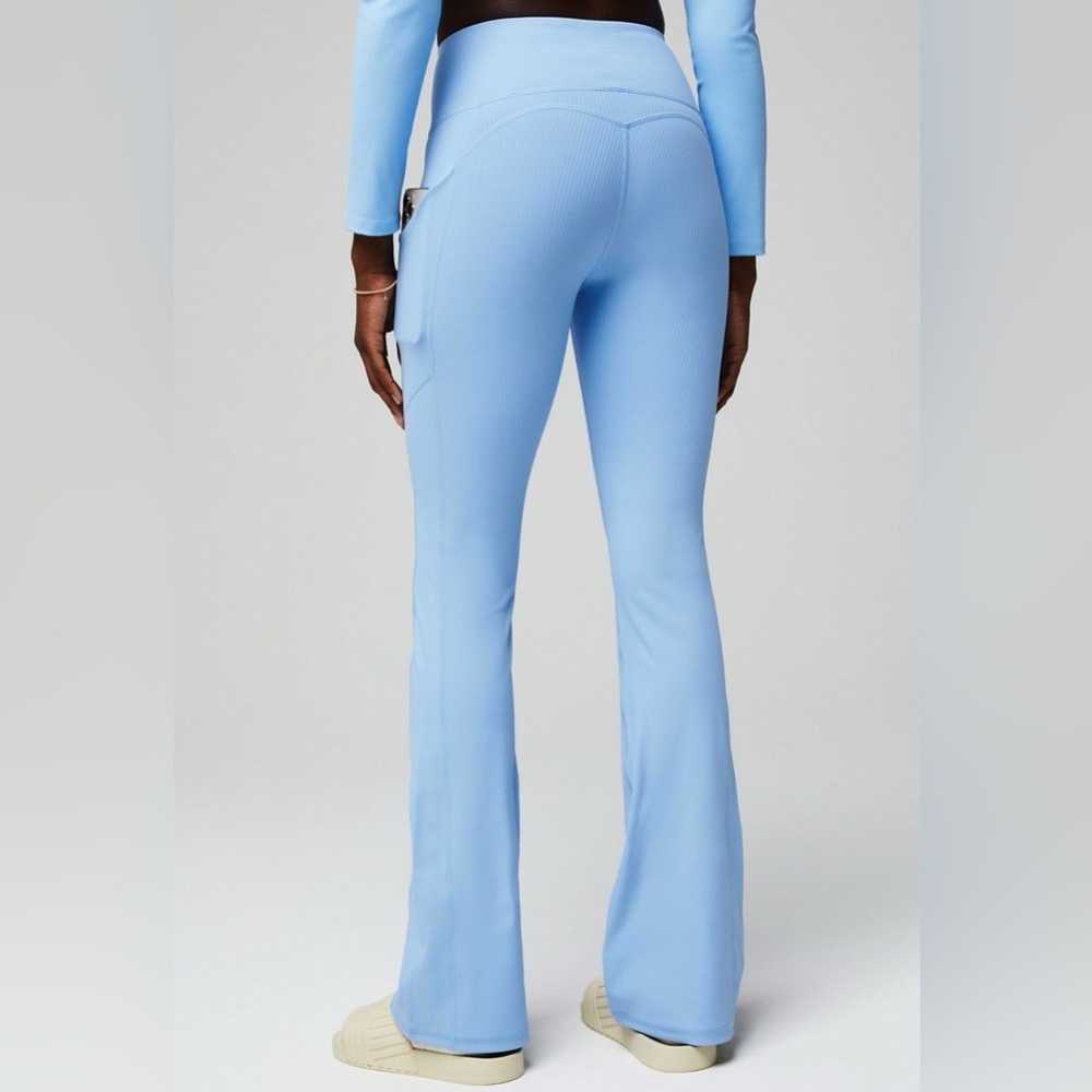 Light Blue Ribbed Yoga Pants - Picture 3 of 3